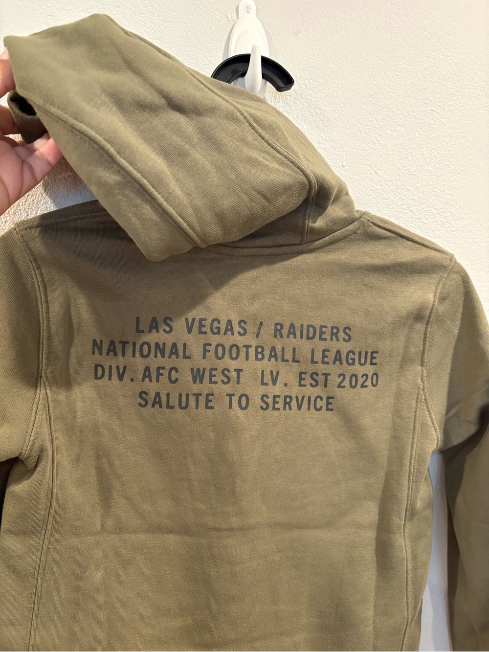 Nike Las Vegas Raiders Salute To Service Hoodie - Youth Size Small & Large NWOT - Picture 5 of 14